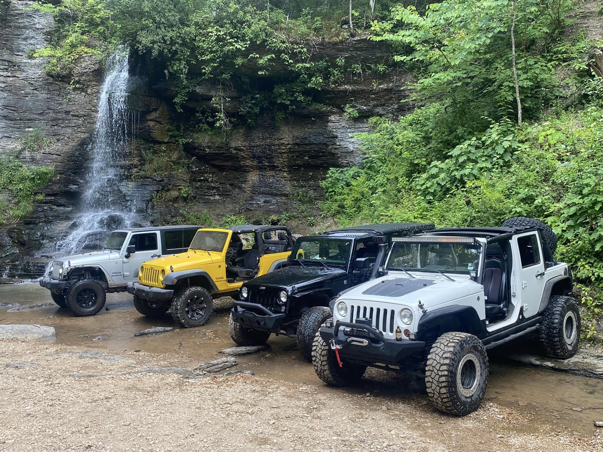 Jeeps at Rainbow Falls